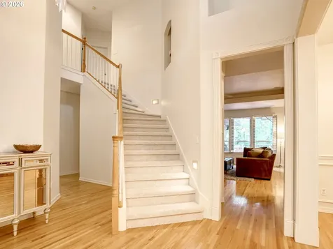 9731 NW Bartholomew Drive Portland OR 97229