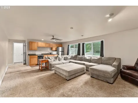 3314 Fisher Road Roseburg OR 97471