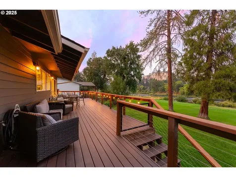 3314 Fisher Road Roseburg OR 97471