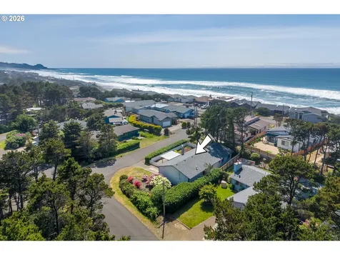 315 El Pino Avenue Lincoln City OR 97367