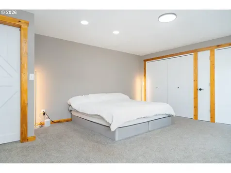 315 El Pino Avenue Lincoln City OR 97367