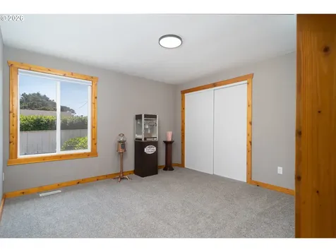 315 El Pino Avenue Lincoln City OR 97367