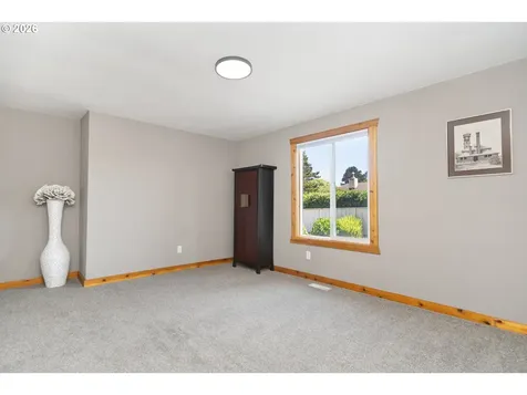 315 El Pino Avenue Lincoln City OR 97367