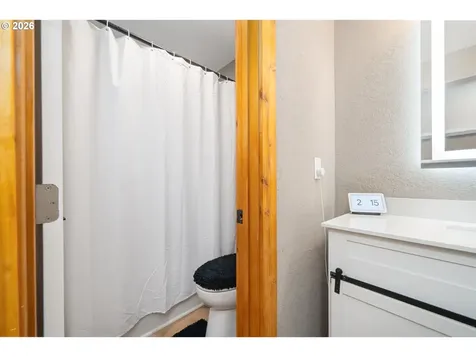 315 El Pino Avenue Lincoln City OR 97367