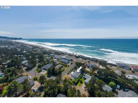 315 El Pino Avenue Lincoln City OR 97367
