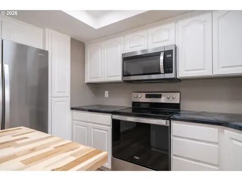 315 El Pino Avenue Lincoln City OR 97367