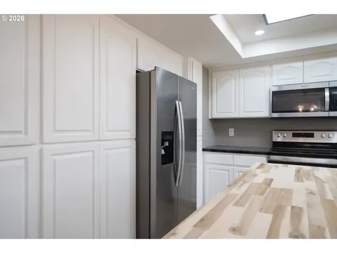 315 El Pino Avenue Lincoln City OR 97367