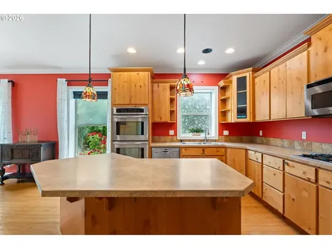 118 Peninsula Drive Kelso WA 98626