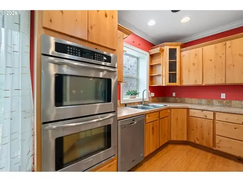 118 Peninsula Drive Kelso WA 98626