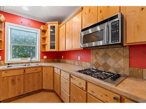 118 Peninsula Drive Kelso WA 98626