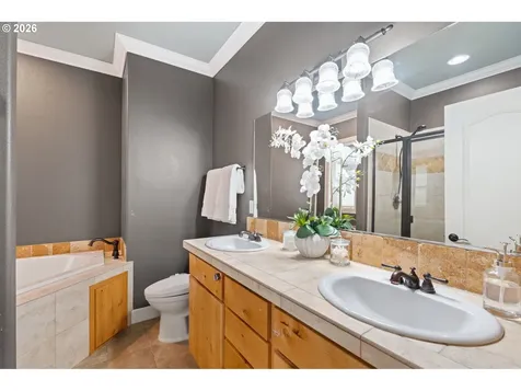 118 Peninsula Drive Kelso WA 98626