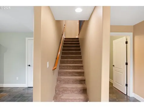 118 Peninsula Drive Kelso WA 98626
