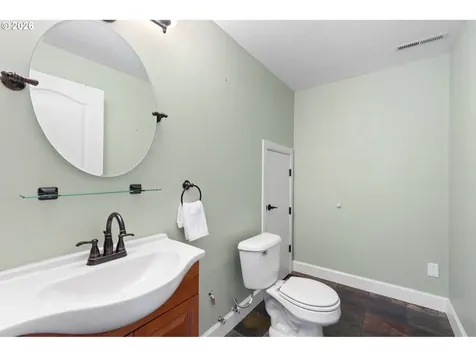 118 Peninsula Drive Kelso WA 98626