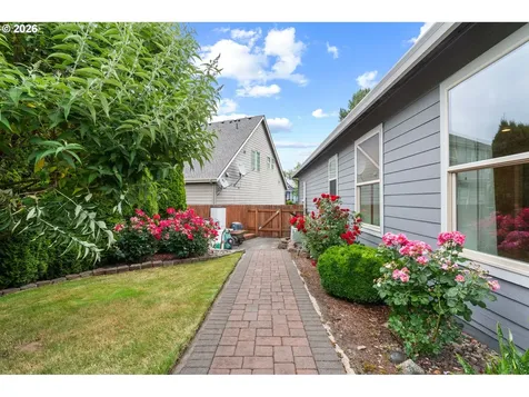 118 Peninsula Drive Kelso WA 98626
