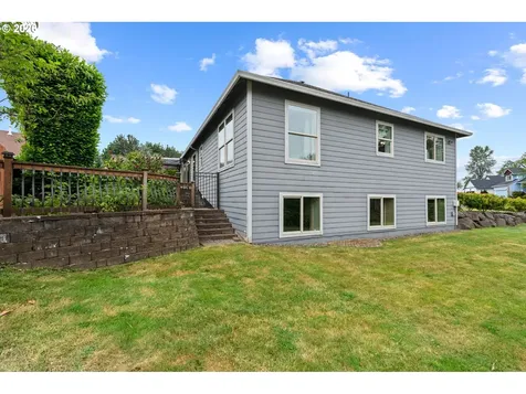 118 Peninsula Drive Kelso WA 98626