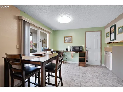 20055 SW Newcastle Drive Beaverton OR 97078