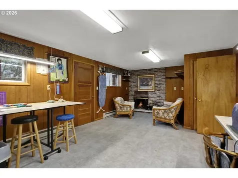 441 N Craven Street Monmouth OR 97361