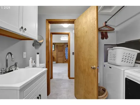 441 N Craven Street Monmouth OR 97361