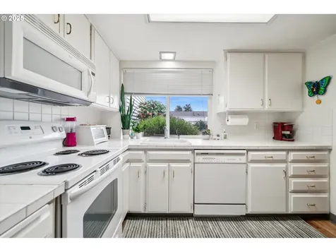 16735 SW Monaco Lane Portland OR 97224