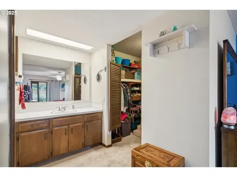 16735 SW Monaco Lane Portland OR 97224