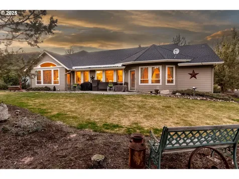 8830 Merlin Drive Redmond OR 97756