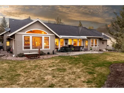 8830 Merlin Drive Redmond OR 97756