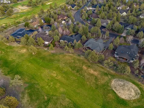 8830 Merlin Drive Redmond OR 97756