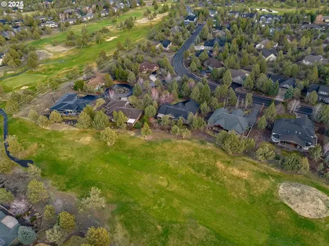 8830 Merlin Drive Redmond OR 97756