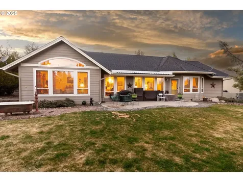 8830 Merlin Drive Redmond OR 97756
