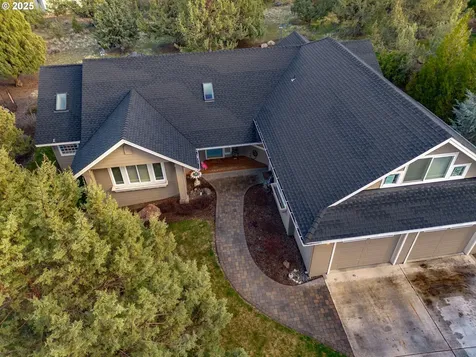 8830 Merlin Drive Redmond OR 97756