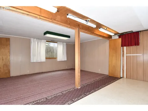 13275 NE Thompson Court Portland OR 97230