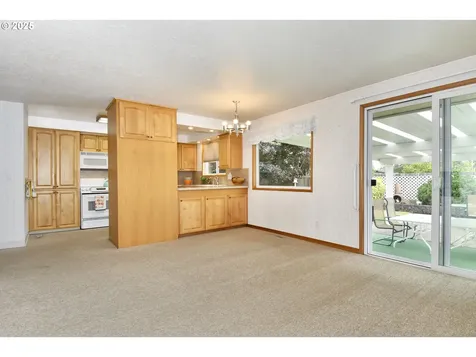 13275 NE Thompson Court Portland OR 97230