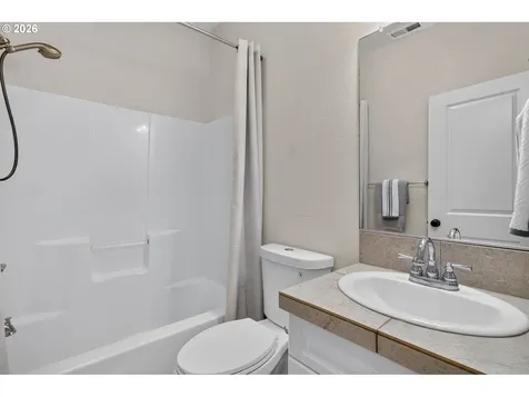 343 NE Bryant Street Portland OR 97211