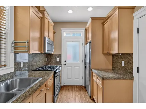 343 NE Bryant Street Portland OR 97211