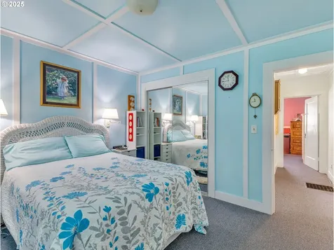 460 12th Avenue Seaside OR 97138