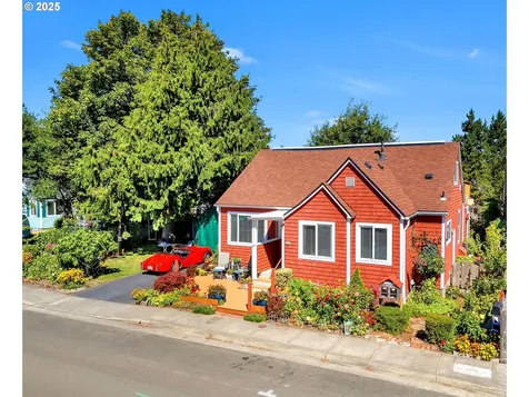 460 12th Avenue Seaside OR 97138