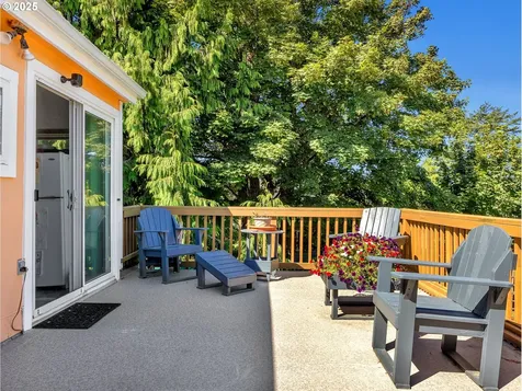 460 12th Avenue Seaside OR 97138