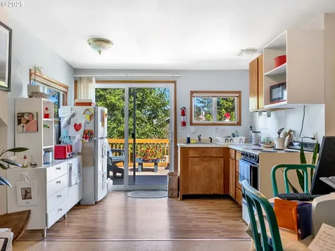 460 12th Avenue Seaside OR 97138