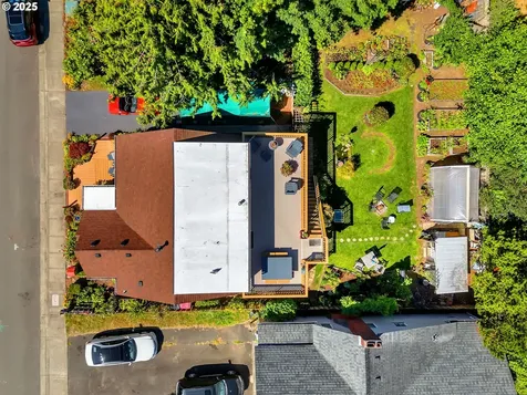 460 12th Avenue Seaside OR 97138