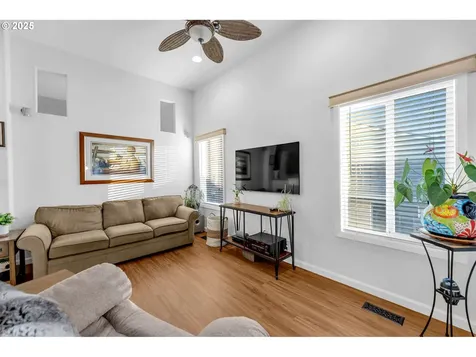 2451 NW Norwood Place Camas WA 98607