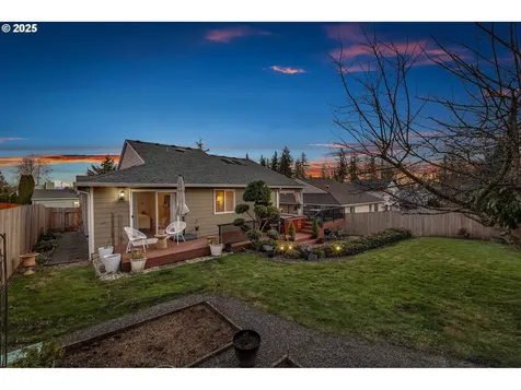 2451 NW Norwood Place Camas WA 98607