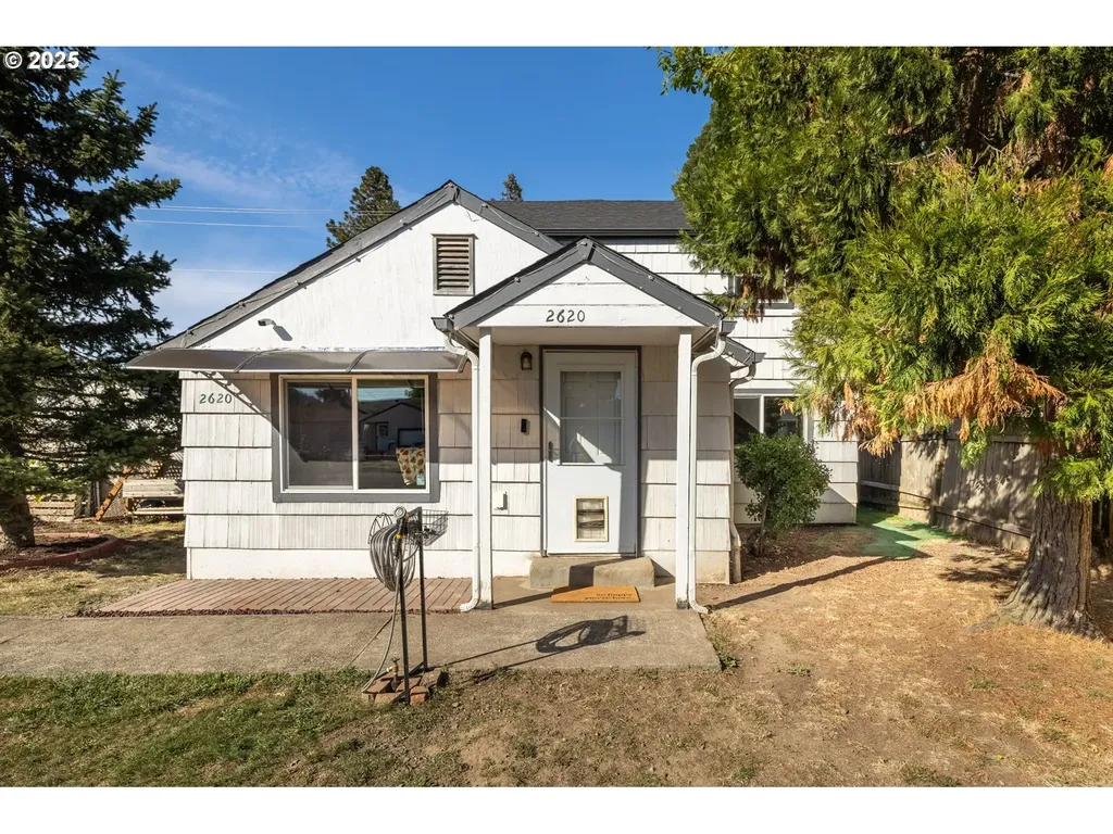 2620 E Street Springfield OR 97477