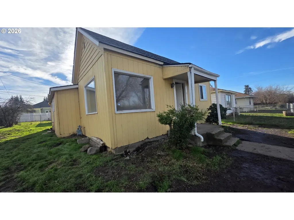 220 NW 2nd Street Goldendale WA 98620