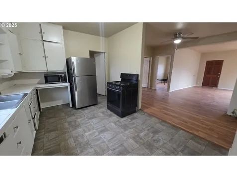 220 NW 2nd Street Goldendale WA 98620