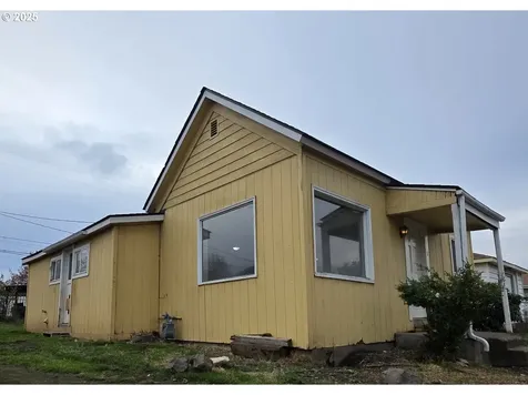 220 NW 2nd Street Goldendale WA 98620