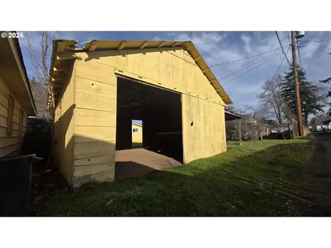 220 NW 2nd Street Goldendale WA 98620