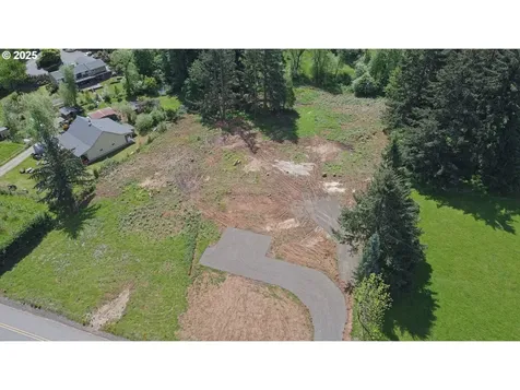 13392 S Carus Road Oregon City OR 97045