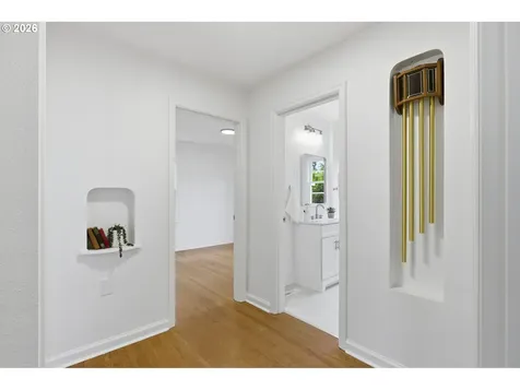 4944 NE 37th Avenue Portland OR 97211