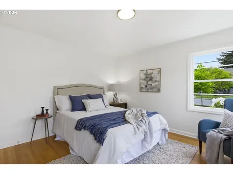 4944 NE 37th Avenue Portland OR 97211
