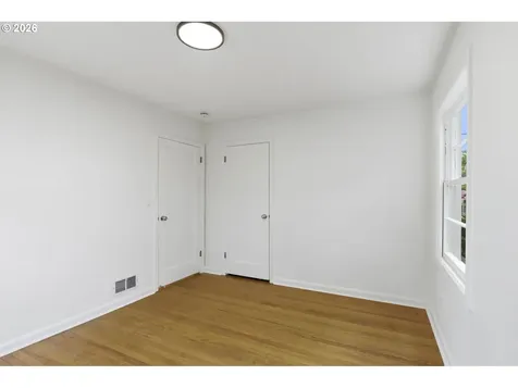 4944 NE 37th Avenue Portland OR 97211